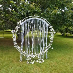 circle arch on stand